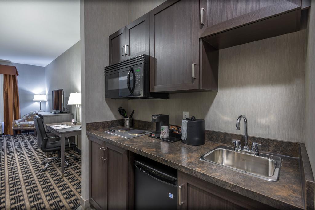 Timber Ridge Inn And Suites Fox Creek Pokój zdjęcie