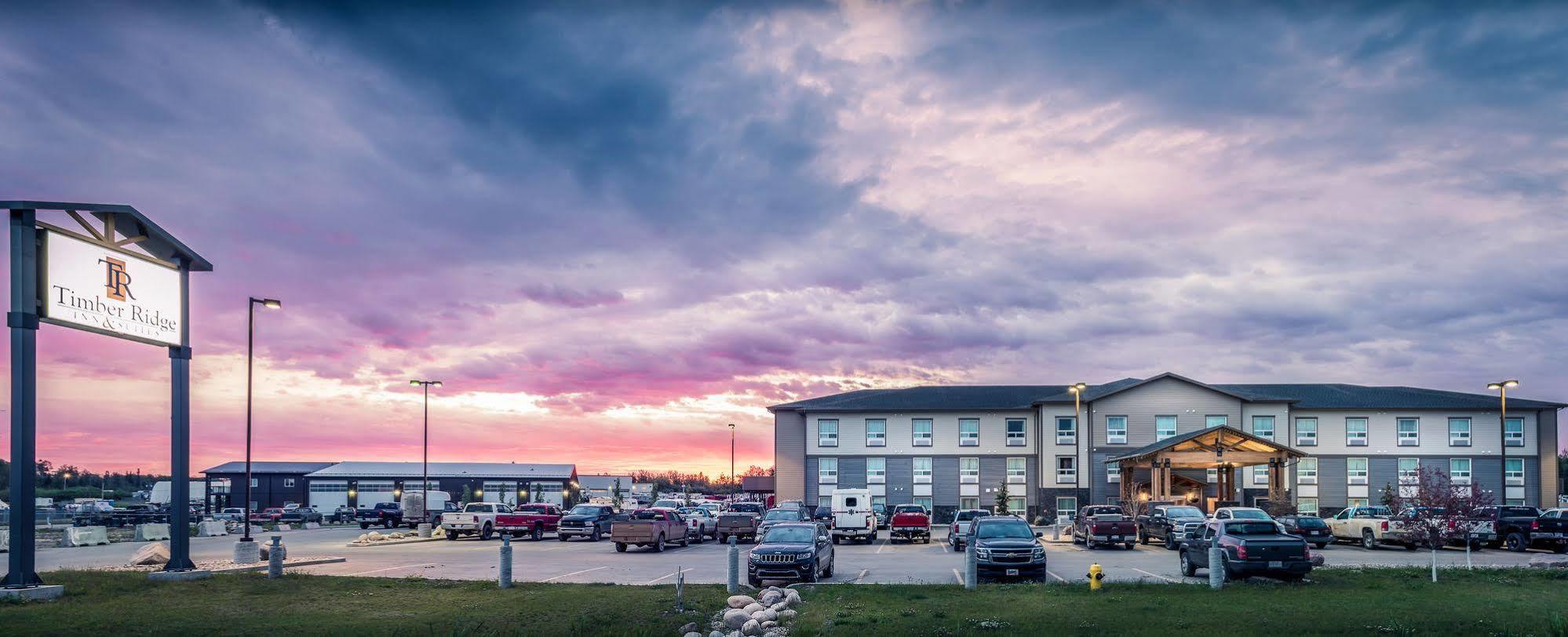 Timber Ridge Inn And Suites Fox Creek Zewnętrze zdjęcie